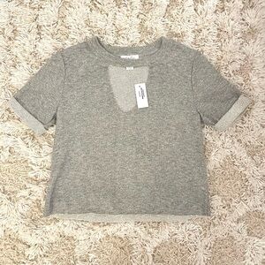 NWT Tilly’s Women’s Size XS Top Shirt with Cutout